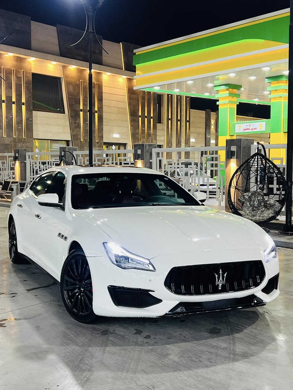 ‏ للبيع 
مازراتي كواترو بوتري
‏‎الـسيـارة اسـتــلام شـركـــة وكـالـه خـليجي  ضـمان دولــي
مـــودیل ( 2017 )
محرك 6 ســـلندر تــوین تــوربــو بــنزیــن 🚀 
مـــاشـــيه  158 کــم
مـــواصفــات
داخل احمر بلاد شركة
ســلاید شاشه بلادي 
سقف كنتارا 
صـوت گـزوز بـلادی  
بـــریک بــصمە   
ابــواب شــفط 
كــشنات تـدفـئه وخــزن 
مــاوس عن شــــاشە  
 ٣ نــظام قــیاد 
ویـــل بــلادی حــجم 20 تو سايز 
بـصمه  تـشغـيل مـع الابـواب ايـضا بـصمه 
الــكامـيرا مــع الـحسـاس امــامی + خــلفي 

الــكير ومـكينه وكـهربائـيات بشرط 
كلــوبات الـدشبول غير مشعول /على بـلادي الشركه  
ضرر 3 قطع صبغ 
ارباك سيستم 

‏‎رقـم و سـنويه جــديــد شــرط التـــحويــــل 🚦
‏ 
مـــكـان الـــسيارة بغداد زيونه

الســـعر : 380 $ وبيهه مجال مـــجال

ملاحظة ( الادوات الاحتياطية مال سيارة نوع اوباما يعني متوفر )
وبــالحقيقــة احـــلى مـــن الصــــور 

للاستفسار الرجاء الاتصال ***********
