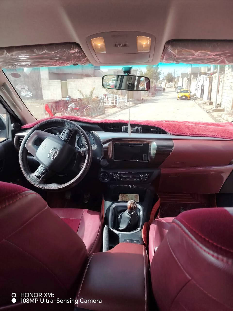 للبيع تيوتا هايلوكس فورويل
موديل /2021
الممشى /39 ألف
رقم شمالي / أربيل
كفالة عامة /من صبغ وضربة وتبديل سيارة نظيفة
الموقع /كركوك

لمعرفة السعر الاتصال على الرقم /***********
