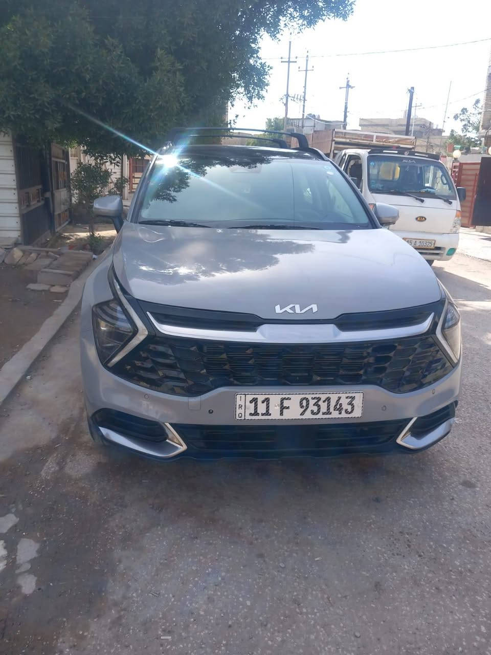 سلام عليكم كيا سبورتج موديل ٢٤ وارد أمريكي حادث قبق صندوك مبدل وشوي سحب بلحوض داخلة على كتاب الشهداء بعدلها سنة ونص وصير حرة سيارة اعلا فئة فول موصفات  ٥ كامرات مكانها بغداد الدوره اسعر  ٢٠٠$ وبيها مجال رقم الهاتف ***********
