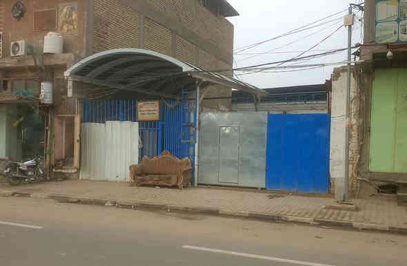 سلام عليكم للبيع سقفية ..كيسبان..
شغل درجة اولا ستعمال شي قليل جديده بمعنى الكلمه 
الرتفاع ٤امتار 
العرض ٥امتار
نزال ١٠ امتار 
العنوان نجف شارع حنون قرب جامع الرحباوي 
للستفسار والتصال *********** سيد رحيم 
السعر ٩٠٠ وبيه مجال قليل حك الجية
