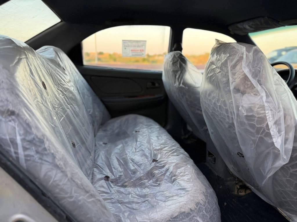 بسبب الوعود الكاذبة إعادة نشر 
سوناتا ٢٠٠١ كير عادي مكينه ٢٠٠٠ كابريتر زورق يعني انسى شي اسمه صرف بنزين 

كير ومكينه وحداديه خير من الله... السيارة بلاديه من الطول للطول ماعدا الصبغ العام 
مبدل بيهه بيدي سلف بلادي مال كير عادي و فلاوين بلادي وباتري جديد ومسجل بلادي شغال ودشبولهه كله بلادي مال سوناتا 
يعني السياره نگره سلف 

بالنسبة النواقص البيهه ميكلفن 3 ورقات 4 
سنويه منتهية ٢٠١٩
جام ميصعد ولا ينزل بسبب نواقص بسيطه كهربائيات وبيها خياس بالدوسه الوره يم الجاملق وعوزهه كابريتر لأن مالتها تخربط ومرات من اطلع بالسياره محافظات طريق بعيد تطفى عندي بسبب الكابريتر..هاي كل النواقص 

راعي السياره موجود بالكوت اواجهك وياه والسياره مكانها النجف 
وبخدمة الطيبين هاي السياره وكل تفاصيلهه وسعرهه ٢٨ ورقه وبيهه مجال بسيط حق الجيه وبالخدمه 
خاص او تتصل ***********
للعلم رقمها واسط الماني مشروع وطني مميز النجف, العراق
