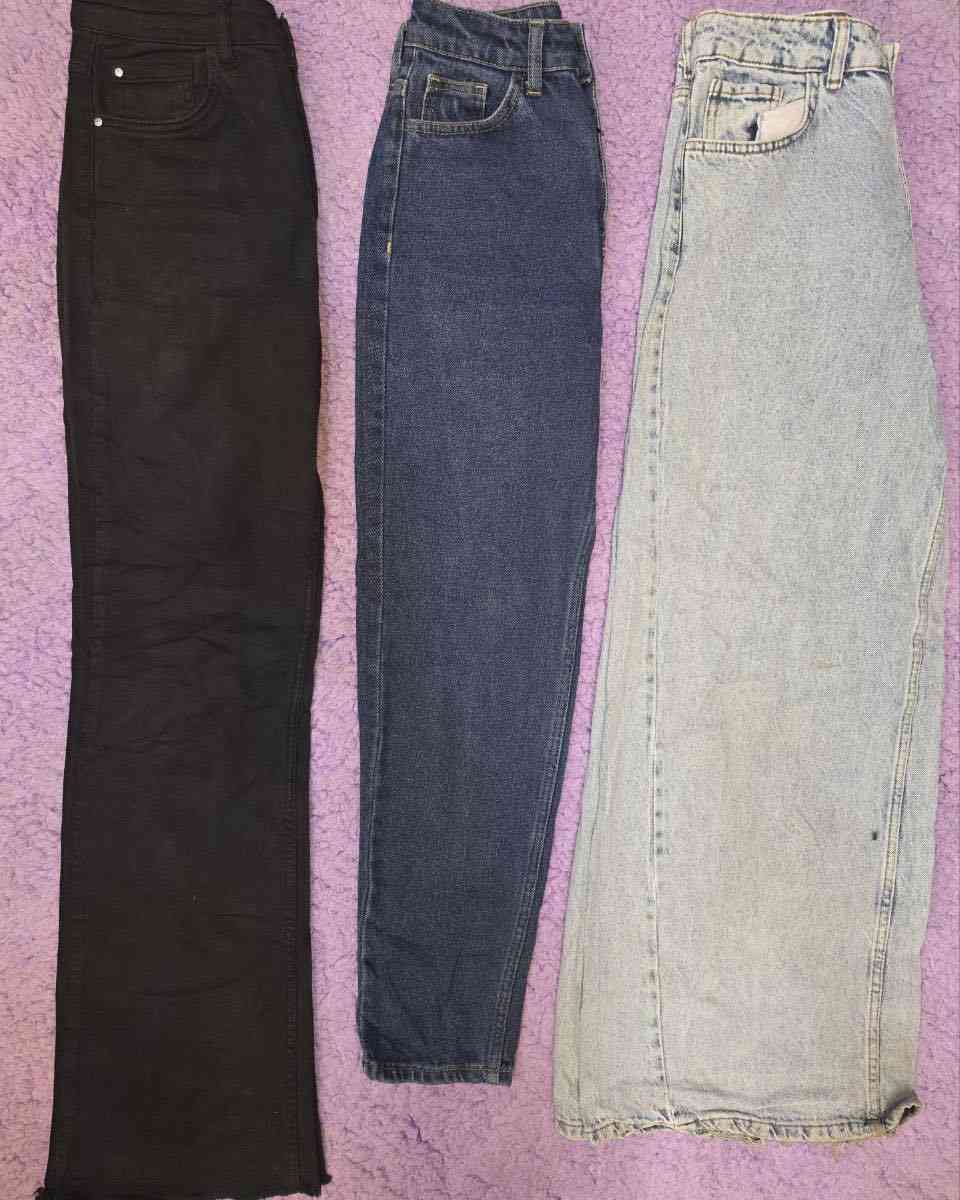 صبايا بالة جنز جديد كل الموديلات هي لمحة عن البضاعة 
تفضلو  عالمحل وشوفو البضاعة الصيفيه اللي نزلت والعروض عالشتوي
ومن هالبوست رح ربح أربع أشخاص طبعا مطلوب مشاركة دعوات للاصدقاء كل الحب الكون ❤️


**إذا كنت صاحب هذا الإعلان وتريد حذفه لأي سبب، رجاءا أرسل رسالة إلى الدعم الفني**