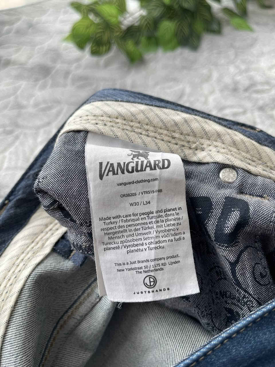 🔥vanguard الماني  اصلي  💯
🔹سعر ٢٠ شامل التوصيل

🔹قياس : ٣٠
🔹قالب عدل
نظافة 💯

🔹توصيل موجود لكافة المحافظات


**إذا كنت صاحب هذا الإعلان وتريد حذفه لأي سبب، رجاءا أرسل رسالة إلى الدعم الفني**