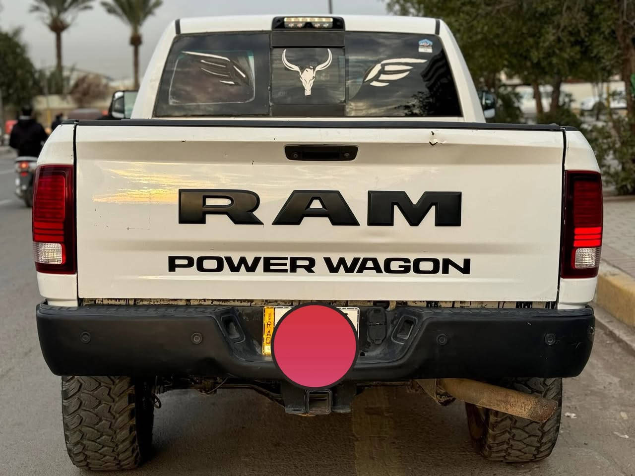 سلام عليكم 
للبيع رام باور واكن مديل 2018 
لو ابيض بدون صبغ بدون ايرباك صور الحادث بل منشور 
حجم 2500 فحل
سيارة نضيفة المكينة مكفولة
معلاية وكالة 
الممشى 54 الف كيلو
المكان كربلاء او النجف
السعر 182$
***********
