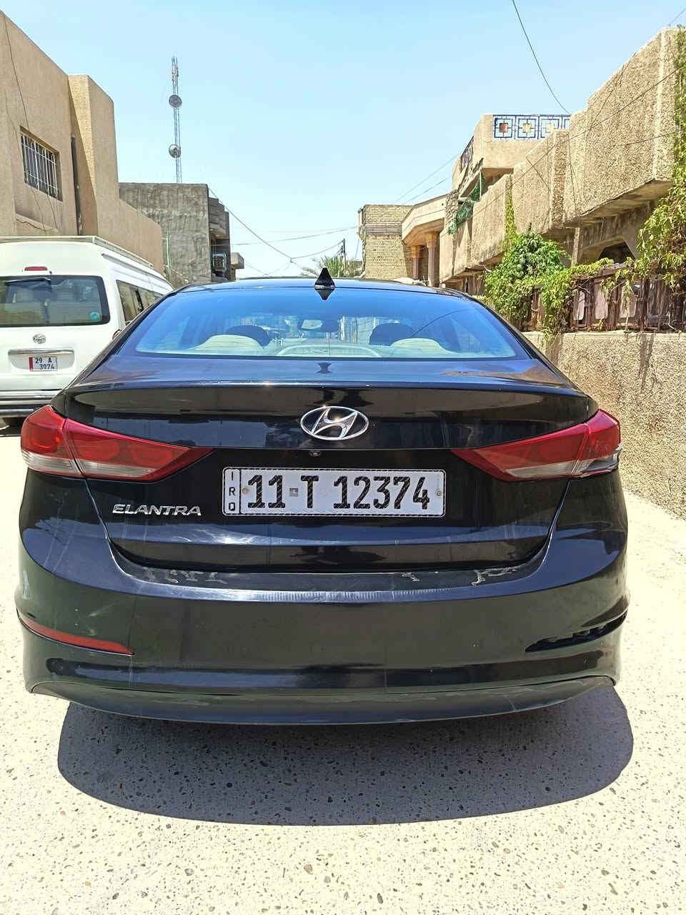 السلام عليكم الانترا موديل 2018  وارد أمريكي فقط قبق صندوك تبديل فقظ فووول مواصفات فتحه بصمه رقم بغداد بسمي سياره جاهزه مكاني بغداد السعر قفل 110  رقم الهاتف ***********

