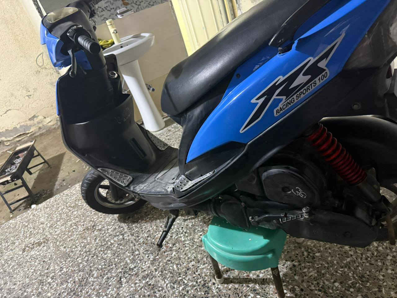 السلام عليكم دراجه ماكس عدل مكينه لا تبخير ولا تنقيص كهربايات كلهه شغاله سلف بس الباتري ضعيف يرادله شحن هندر شلعه معدل دراجه مكينه مامفتوحه مكفوله كفاله عامه دراجه جديده والله منزله على أديه من الرمبه السعر 525 وبيه مجال العنوان الامين الثانيه رقم الهاتف *********** وتحياتي الكم🧡
