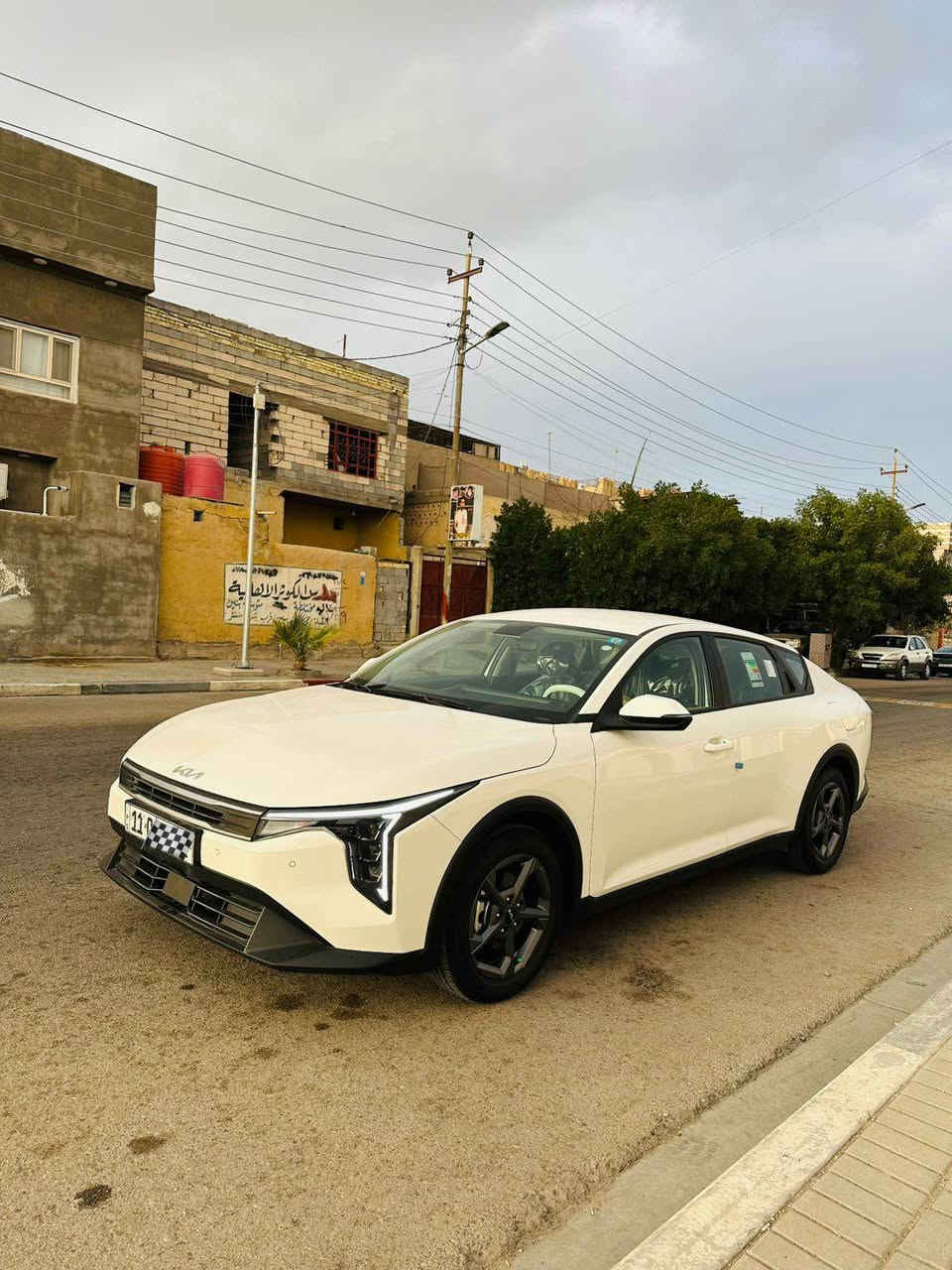 السلام عليكم K4 للبيع 2025
سياره خليجي بحاله الوكاله ماشيه 5 الف
رقم بغداد تحويل مباشر
مكينه 2000 
فول عدا فتحه والبصمه 
حساسات امامي خلفي تبريد قطعتين
كفاله عامه عدا بارد بطرف جاملغ 
الامامي والباقي بحالة الوكاله 
السعر 187
للاستفسار *********** البصرة, العراق
