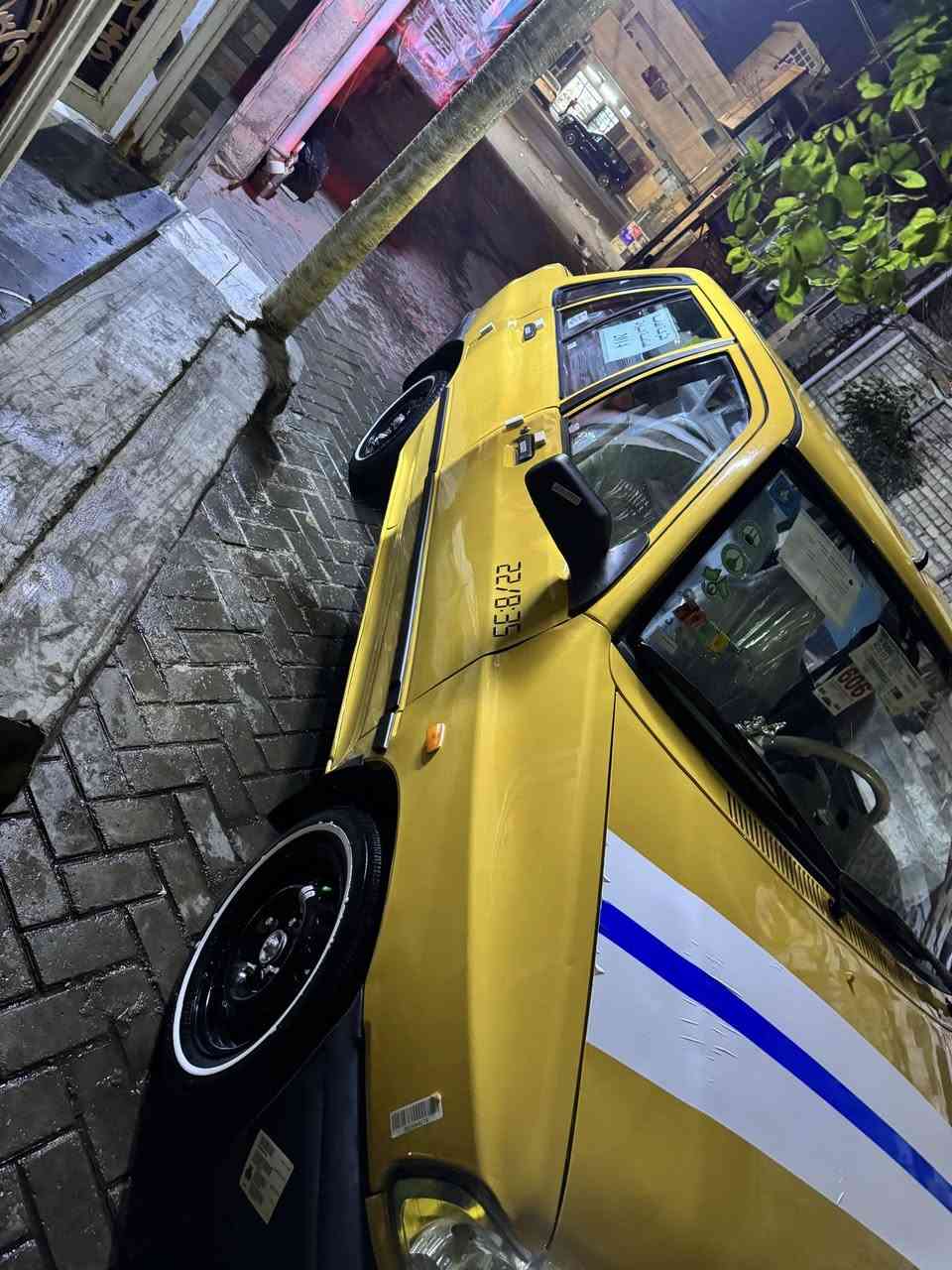 يا الله سلام عليكم ورحمة وبركاته 
سايبا مديل 2014 سياره خير من الله 
ساره مصبوغ حزام لجماليه لا ضربه 
ولا شي الحمدلله شواصي معمره 
سياره دوشمه جديده 
تخم تاير ابو الخط جديد 
باتري جديد كهربايات كلهه شغاله 
رقام بس ستلام سنويه نكليزي 
هيئه مصفره غرامات مصفري 
تحويل مباشر  سعر 35 
مكاني بغداد مدينت آلصدر شارع الفلاح قطاع 12
***********
