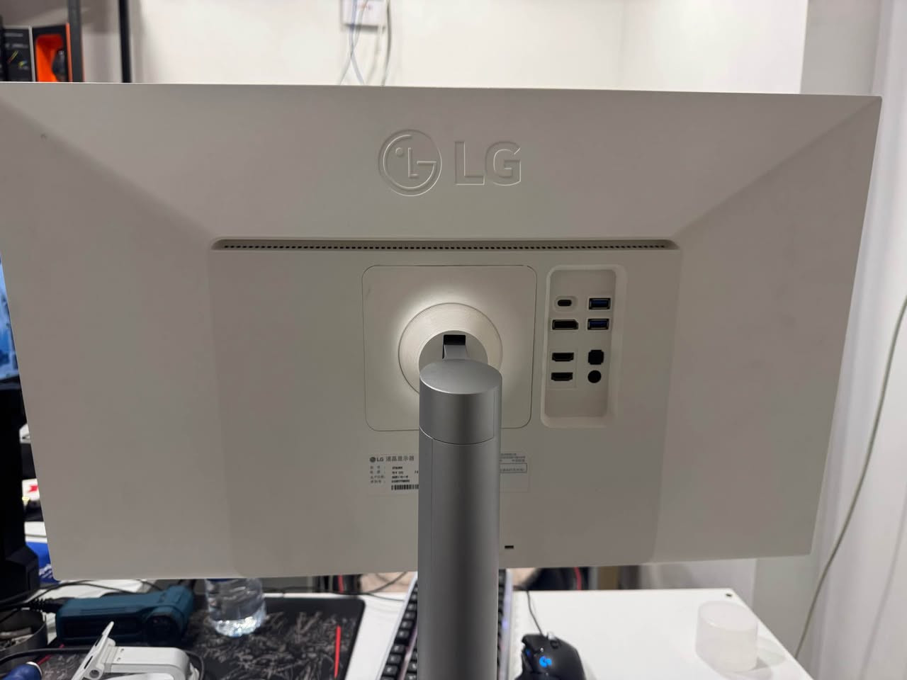 295$
monitor LG 4k 27inch
models: 27UL850
- speaker 
- IPS 
- display port 
- HDMI
- 60hz
مۆنیتەر بۆ کاری دیزاین و کوالێتی زۆر بەرز و سەمەی لە خۆیەتی و کوالێتی دەنگی زۆر بەرز و ساف و سینەمای هەیە أربيل, العراق


**إذا كنت صاحب هذا الإعلان وتريد حذفه لأي سبب، رجاءا أرسل رسالة إلى الدعم الفني**