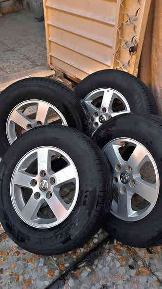 تخم تاير مع الول كب الحجم 225/70/16

 الإنتاج 2024 نضافه التاير ٩٠%

للعلم حته بالنز مسويله وحته هوه بي يعني جيب وشد

السعر375الف

مكان بغداد الرصافه  ***********
