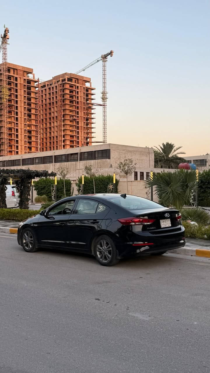 سلام عليكم
النترا 2018 وارد امريكي 
حادثها موضح بـ صوره فقط بنيد بي صبغ بدون دواخل 
الدوسه رادلها تعديل بسيط مال باب الراكب
فول مواصفات من الـ بصمه الى الفتحه
3 وضعيات قياده ايكو /نورمال /سبورت
تدفئه كشنات
كشنات جلد
بصمه باب
مثبت سرعه كروز
فتحه سقف
نقطه عمياء
مانع انزلاق
الخ من باقي المواصفات 
ماشيه 104الف 
كير مكينه نضيفات وما مفتوحه ابدا شرط الفحص
الكير دوش 2000
كير at
تبريد ثلج 
السياره عليها ادامه كامله تشمل 
بلكات جديده وكاله 
مجاول وكاله
باتري جديد 
قايش و ضاغطه و بوبلرنات جديده
منضومه ماء واتر بم كله جديد 
راديتر جديد 
حساس اوكجسين جديد وكاله شرط
حجر بيئه نضفته بـ جديد وادامه للمحرك جديده ايضا
فلاتر تبريد و شوته و فلتر بانزين كله جديد نوعيات اصليه و ممتازه
دهن ادينول اصلي
بانزين محسن فقط 
السياره جدا حلوه ونضيفه مال بيت 
سنويه بـ اسمي تحويل ثاني يوم
السعر 122
رقم الهاتف
***********
