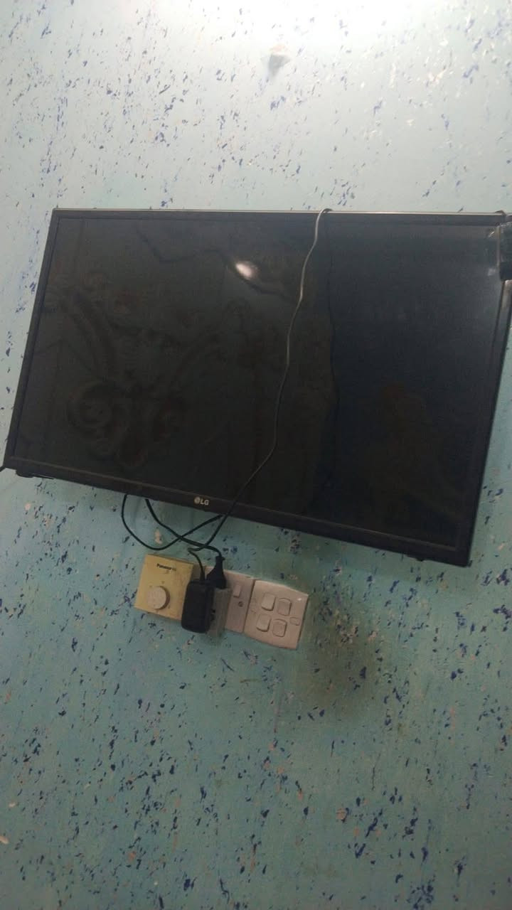 ثلاجه وبلازما للبيع نظيفات مشتغلات قليل


**إذا كنت صاحب هذا الإعلان وتريد حذفه لأي سبب، رجاءا أرسل رسالة إلى الدعم الفني**