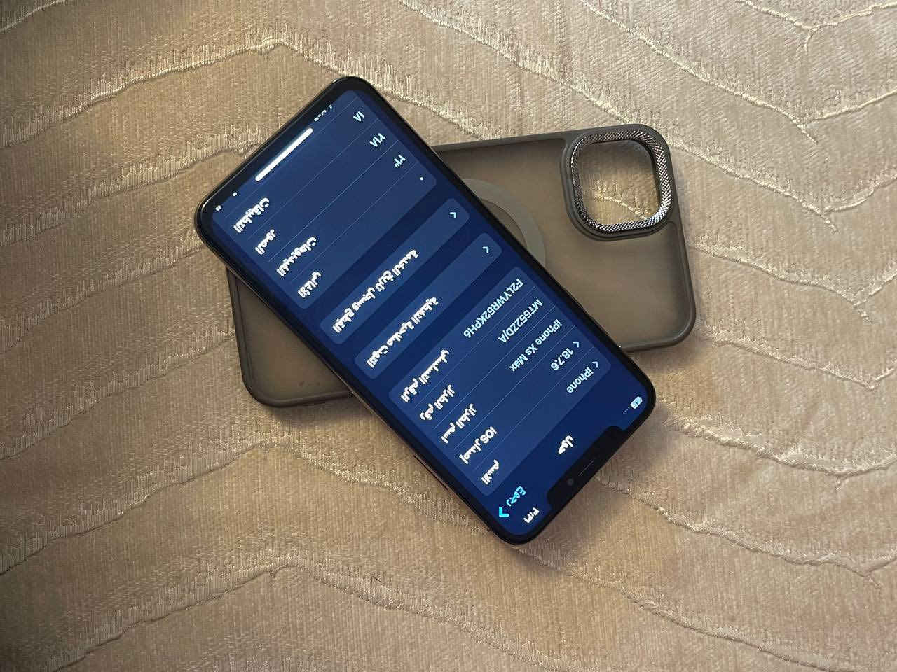 سلام عليكم بيع أو مراوس
اسفون اكس إس ماكس 
ذاكره 256 و بطاريه 100 مبدله اصليه
الجهاز كله شغال و نضيف كلش
بس بطاريه مبدله و ضهر مفطور و فيس ليدي واكف ما اعرف شنو سببه بس يتبرمج و يرجع يشتغل 
الجهاز نضافته 100% 
كله شغال و اي خلل ما بي 
و السعر 175 ألف أو مراوس حسب الرغبه
مكاني بغداد العامريه 
الشراي أو المراوس يراسلني أو يدز طلب


**إذا كنت صاحب هذا الإعلان وتريد حذفه لأي سبب، رجاءا أرسل رسالة إلى الدعم الفني**