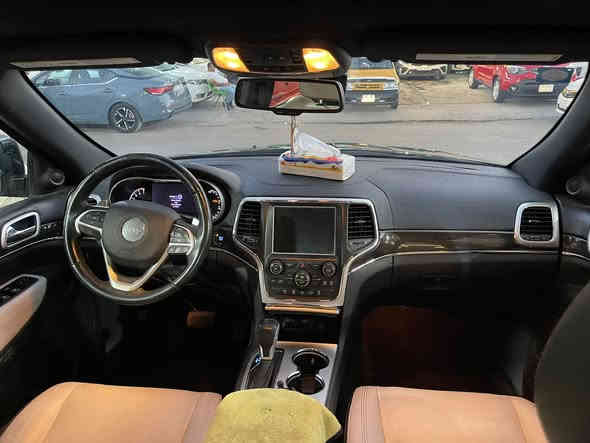 جيب  سومت اعلى فئة فول 1/1
 
موديل 2016 حادث بسيط  مكينه 6 سلندر  3600
رقم بغداد باسمي 

 بنيد مع الجاملغ الامامي صور الحادث مرفقه 

مواصفات السيارة :-
 —————————
جكات / بانوراما / رادارات 360 / كامره خلفيه / سستم صوت هارمن كاردون / تبريد تدفئة كشنات / مقود كهرباء / كشنات جلد مع كهرباء / مري قلاب مع تعتيم الضوء / هيتر مري / شاشة كبيره / ماوس تحكم وضعيات القياده / حساس امامي خلفي / اوتو بريك / اوتو ستوب / ويل كروم / شفتات ستيرن / صندوق كهرباء / تحكم ستيرن كامل / مري جانبية قابلة للطي / ترحيب عند الاقتراب / لايت زينون لد / وبعد الكثير من المواصفات 

السعر : 220. وبيها مجال 

للاستفسار : *********** 
العنوان : حي العدل
