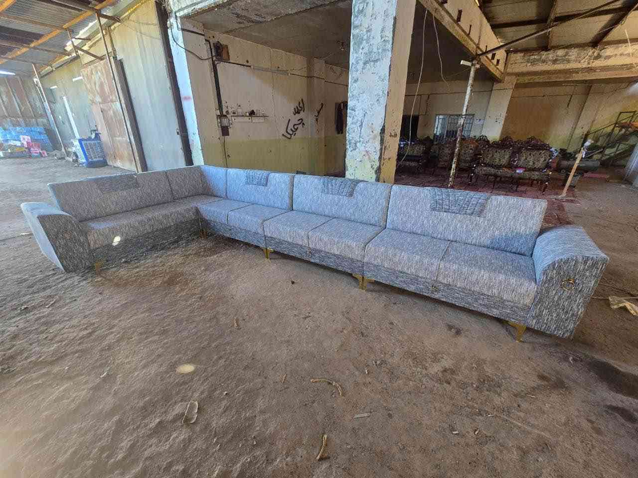 ديوان١٠مقاعد  تزكام معملنه ب٤٠٠الف بس ضمان ٥سنوات وضمانه مكان المعمل الديوانية حي الامين مقابل حسينيه سفينة النجاة*********** ديوانية, القادسية
