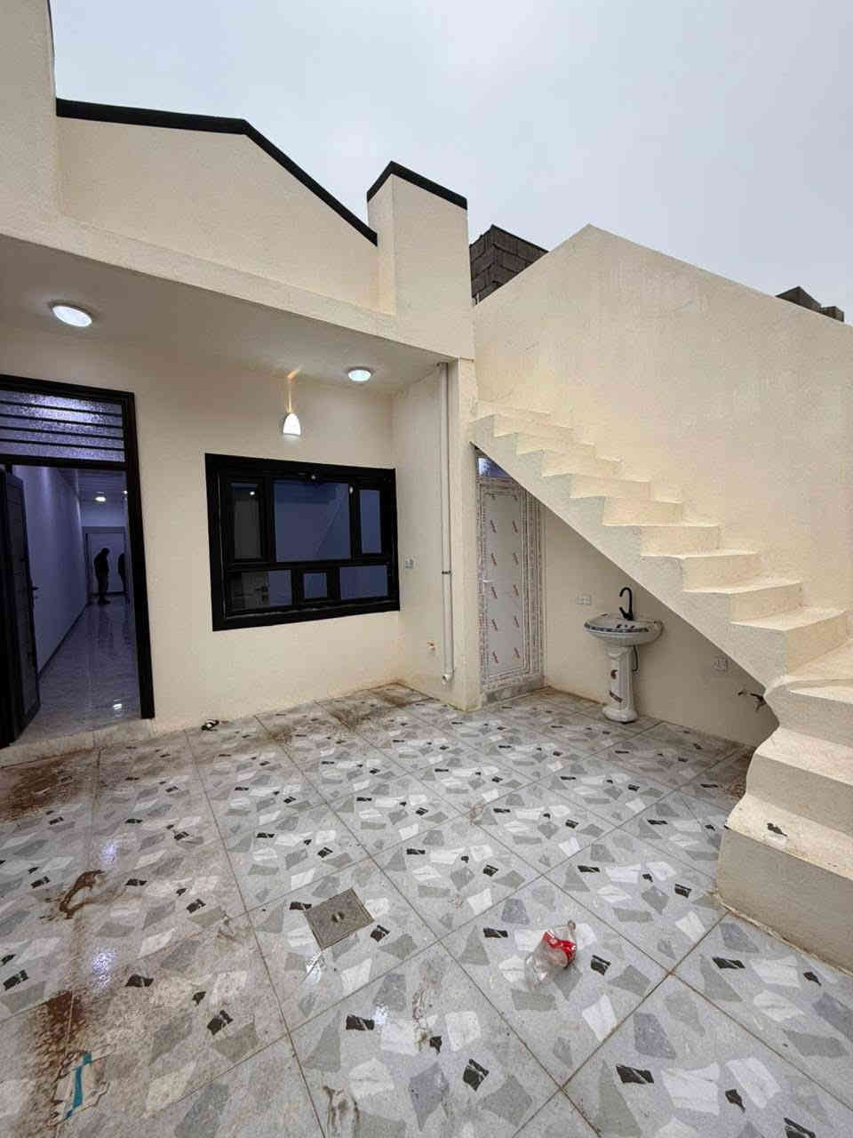 اعلان 1895

دار 100 م للبيع #طابو #طابق_واحد 

#الموقع حي العسكري قرب مستوصف الزوراء 

#بناء_صفر

السعر 67 مليون

للاستفسار ***********
