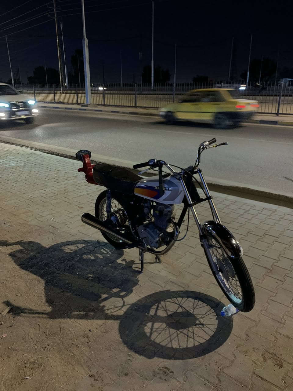 كلك نضيفه للبيع ب 300 شلعه ومعدل فول هندر واحد شرط ***********
