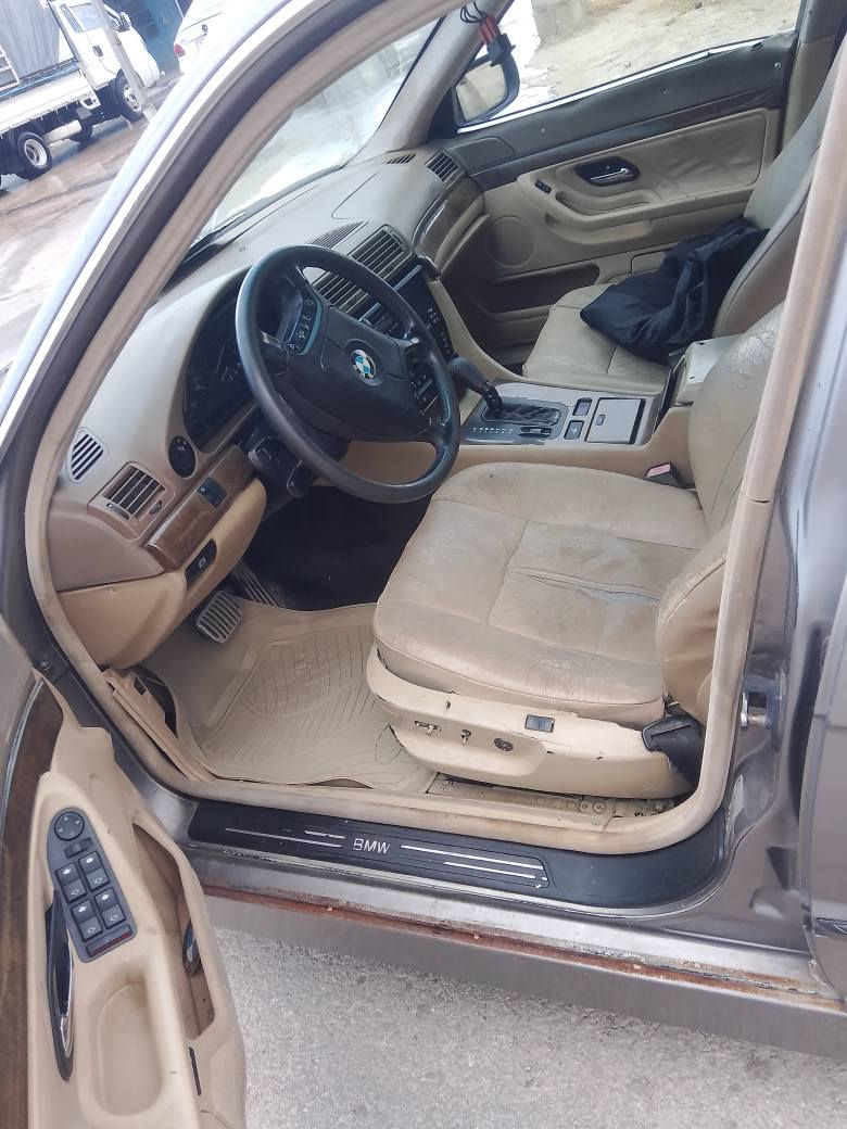 ماشەڵالەماڵی هەموولایەک
BMW740
V8کەپس  گێڕتۆماتیک
سەیارەکەفول فول
کوشن خەزن جڵدوهیتەروکابای
ناوی لەسەردەقی شەریکە ماوەتەوە
ویل هامان تایەی تازە
دەعمولێدراوی نییە
موسوبڕاوە بەشەرت
گێڕومەکینەتەقەوڕەقەی بەشەرت
کامل کارەبای مەزبوت
سەنەوی لەگەڵە بەعوج ئەیفرۆشم
شوێن سەیسایەق
*********** السليمانية, العراق
