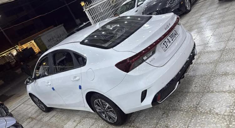 كيا K3
2024
 كفاله عامه على وضع الشركه فول رقم مثنى معوقين ماشيه 29 الف
*********** 
السماوه مركز
