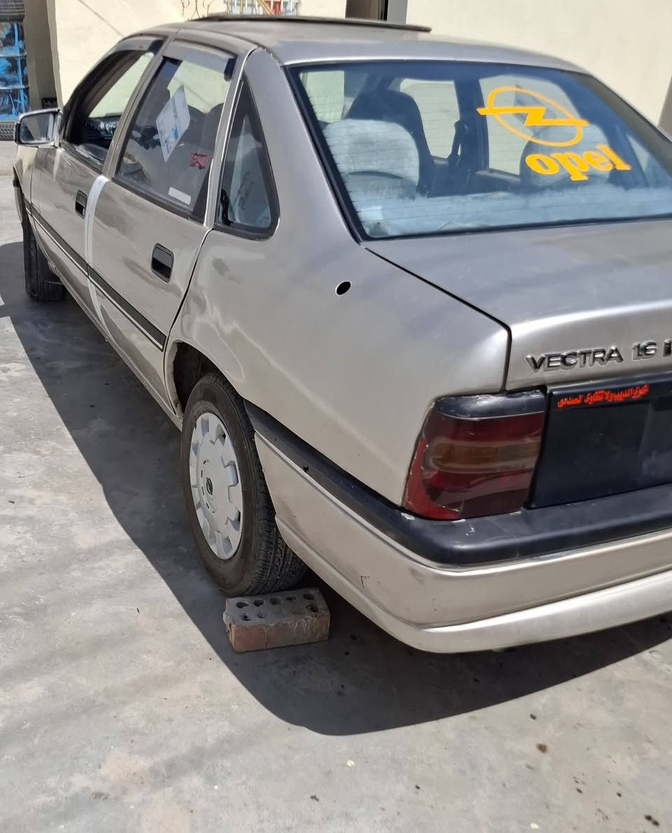 وبل فكترا رقم كركوك باسمي مشروع وطنى موديل1991 السعر 32 ورقه مكان طوز خرماتو  رقم الموبايل ***********

