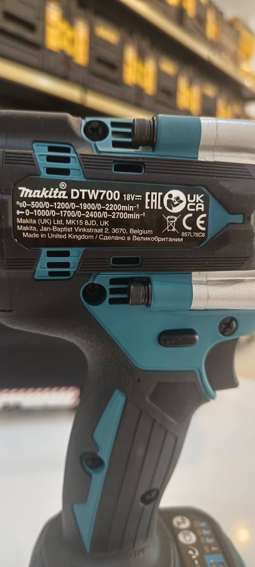 Makita DTW700
***********
