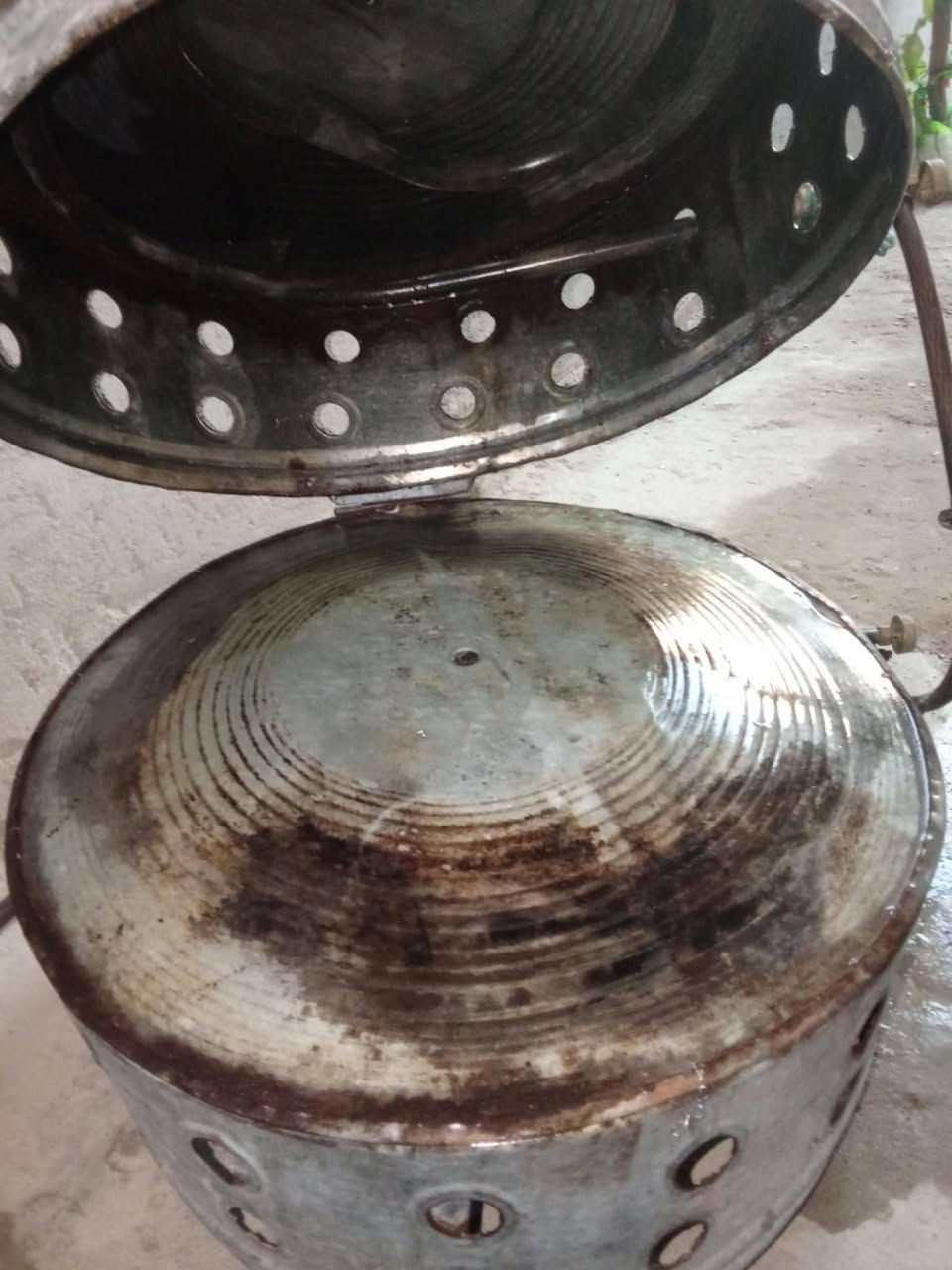 سلام عليكم غراض البيع طباخ نص عمر مبرده شقاله عوزه بس واتربم تنور مكينه خياطه  صار شهر من اخذتها كلهن ب325 وبيهن مجال بصيط وهاي القراض شوفت عينك مو جديد  مستعمل رقمي ***********
