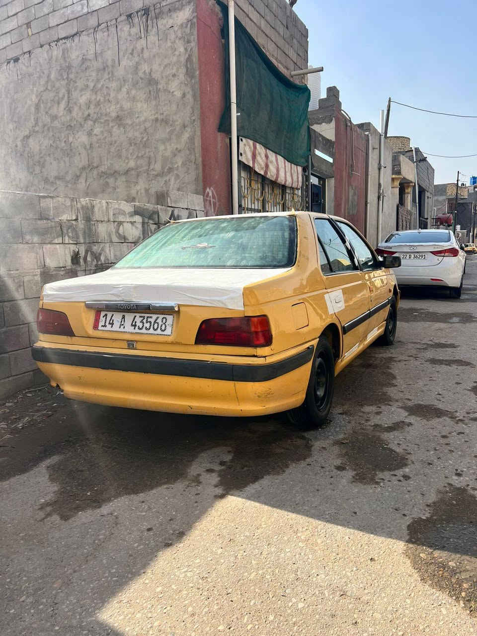 ألسلام عليكم بيجو مديل 2011 رقم انكليزي بسمنه ومصفره من كلشي وجاهره مكينه توه مجفته سياره حلوه مكان البصره ابو الخصيب الهاتف ***********
