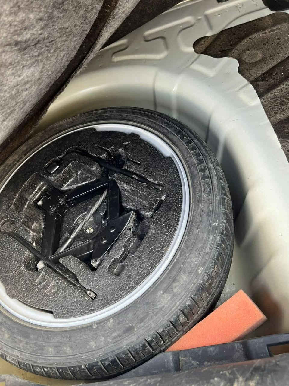 سلام عليكم كيا سيراتو 2012 - فول مواصفات
السيارة نظيفة جداً وبحالة ممتازة . المواصفات: (إشارات بالمرايا، تحكم ستيرن، حساسات). السونار جديد وموجود بالمنشور.
السعر: 118 (قابل للتفاوض البسيط) الاتصال ***********
