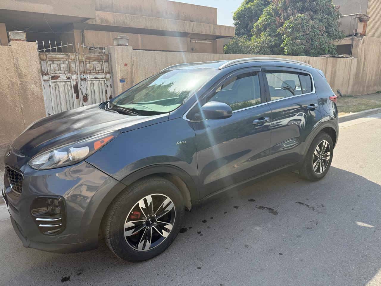 السلام عليكم 🌹🌹
كيا سبورتج امريكي 
2019
مكينة 2400 gdi 
رقم بغداد مشروع وطني باسمي 
مكانها بغداد المنصور 
ضررها جاملغ وبنيد موضح بالصور 
سعرها 160 وبيها مجال قليل 
للاستفسار اتصل على الرقم 
مكلف بالنشر ..اتصل ع صاحب السيارة 
***********
