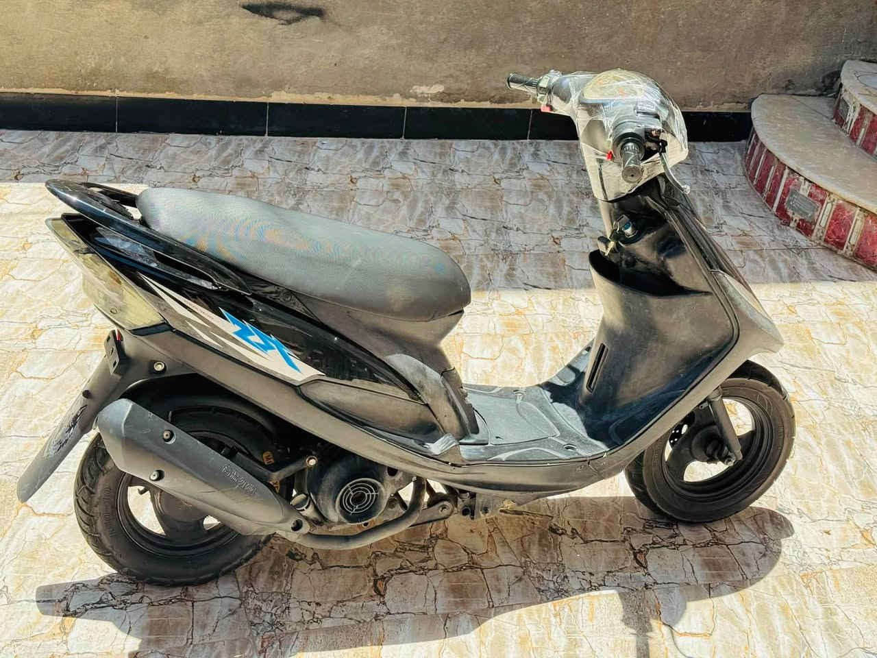 ماكس عدله 50 بلاد كل قطعها بلاديه ما نقصها برغي  (نكراه سلف هندر ) كهربائيات اشاير سكن لايت بك لايت قفل جنطه كله شغال ( مكينه مفتوحه ناعمه ناعمه نهضه شك الكاع وعلي ومعدل ) لا تبخر ولا تنقص دهن ( كفرات كلهن اصلي ملح ومختمات ) مكاني ناصريه تضحيه شارع العياده السعر 550 وبيها مجال للشراي (ابيع فقط ما اراوس ) ***********
