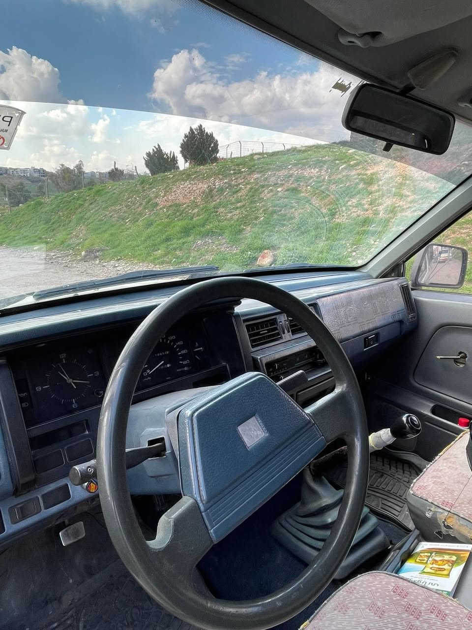 بيكه م نيسان موديل 1991 كير مه كينه شانسي شه رت 5 قولبه يه رقم اربيل توحويل وكاله شه رت بي ده عم ليدان 
سعر 40مجال
غرامه 3 وةرةقه سه ر 
شوين ئاكري 
رقم موبايل ***********
