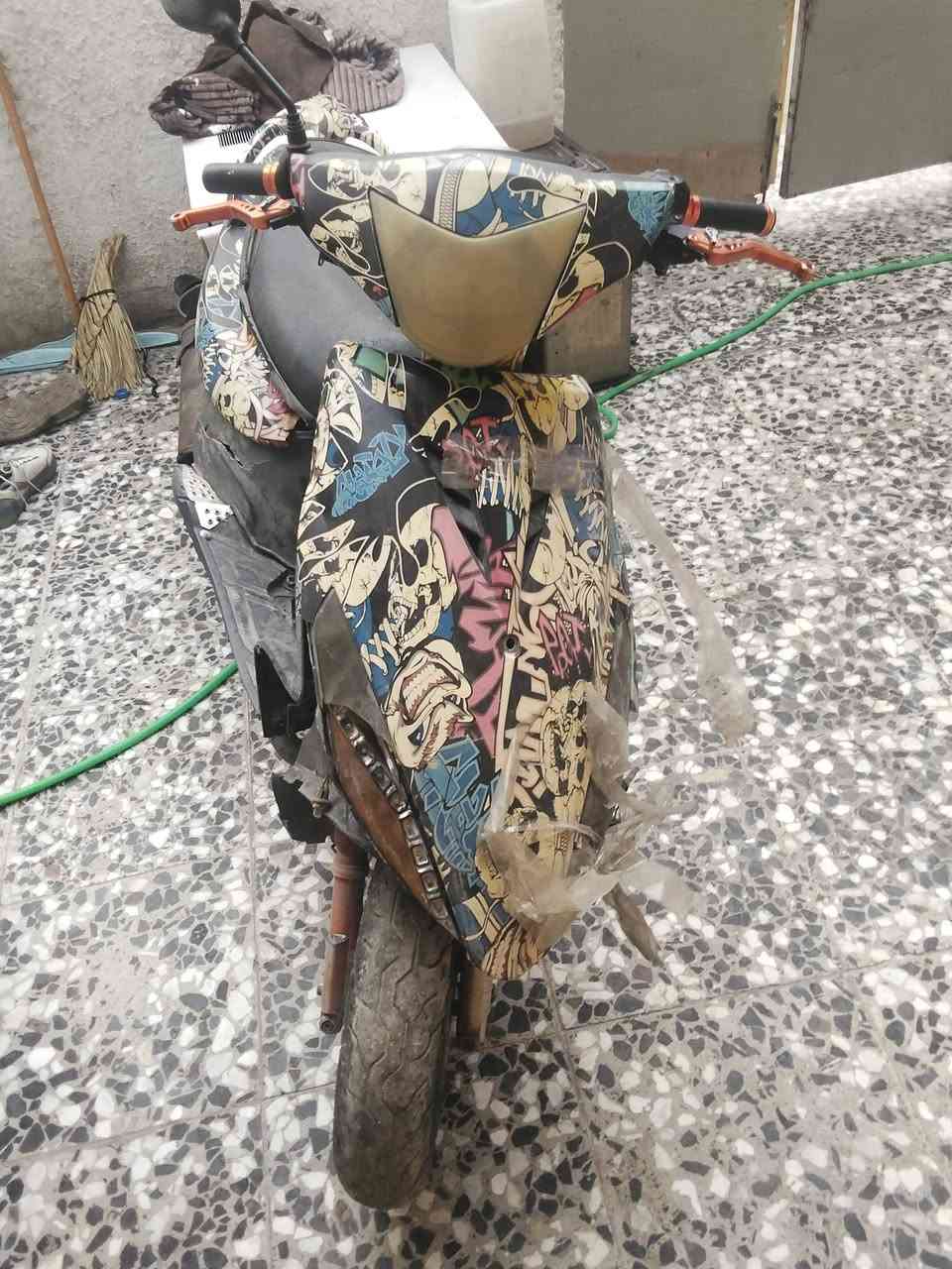 سلام عليكم دراجه ماكس عدله مضلع الدراجه بوشه 58 يدات رياضي امامي ويل ابونجمه الدراجه يحتاجله بس سلف لبيع ***********
