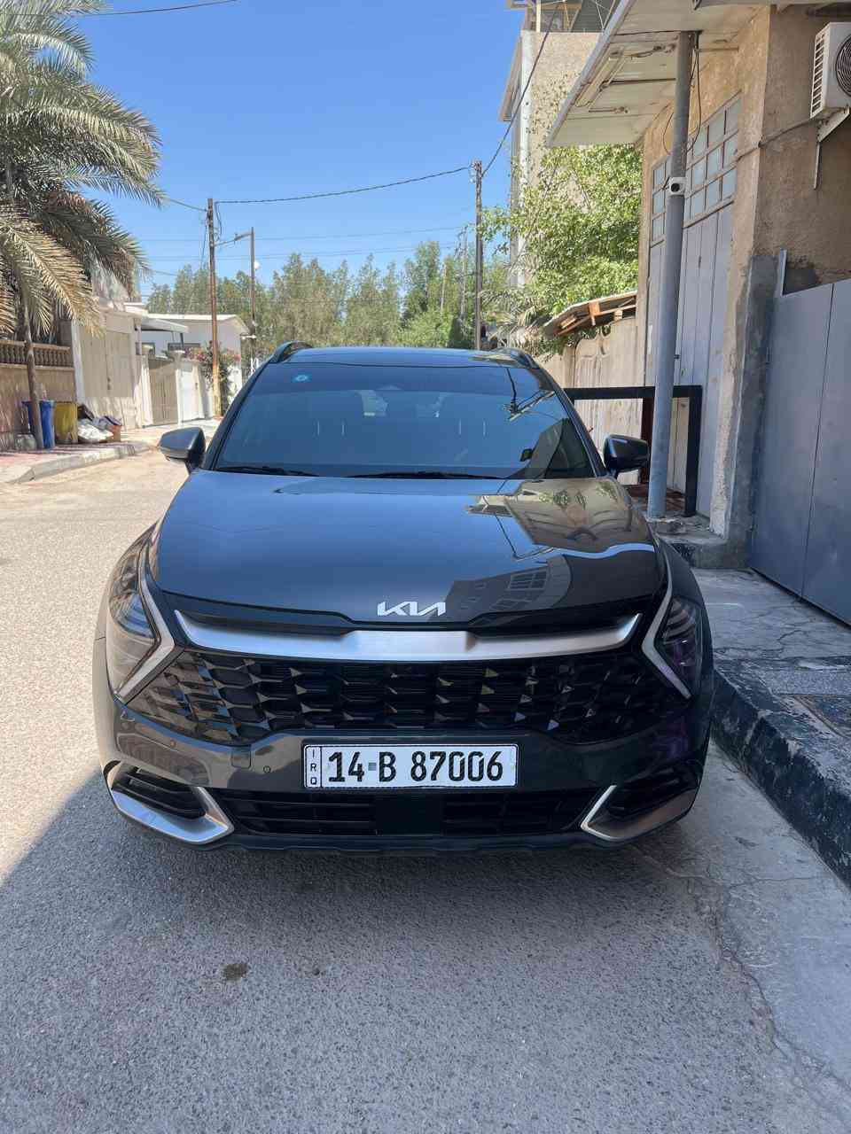 السلام عليكم
Kia Sportage Sx-Prestige 2023 2.5L
حجم المكينه : 2500
رقم بصرة حرة تحويل مباشر      
 ماشيه : 20 الف ميل       
الايرباك : دركه فقط
الضرر : تبديل جاملق ودعامية نفس اللون بدون صبغ
 المواصفات.                        شاشه كبيره
 بصمة                                        بنوراما 
 تشغيل عن بعد                   كامرات 360
رادارات جانبي                           رادار امامي
كشنات جلد لون احمر 
تبريد وتدفئة بالكشنات 
اشاير بالمري
كيجات دجيتل
قطعتين تبريد 
نظام سبورت ايكو عادي
ايقاف ذاتي اوتو ستوب
حساسات خلفي امامي
اوتو هولد 
نظام منحدرات 
كشنات كهرباء
شحن وايرليس 
كشن السايق ميمري 
🟩 السعر /225 وبيها مجال بسيط
***********
