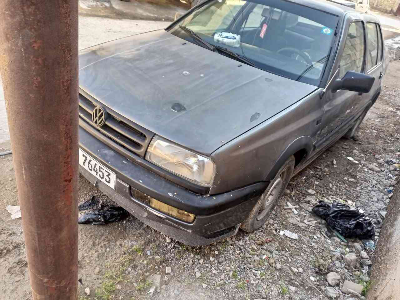 السلام عليكم ورحمه الله عندي كولف فنتو موديل 92 محرك 2000 وكير عادي رقم بغداد بسم  صدر امامي و خلفي وتخم تاير ومحرك لا صرف ولا تبخير السعر 37 ورقة او امراوس الشراي يتصل واني بالخدمة هذا رقمي ***********
