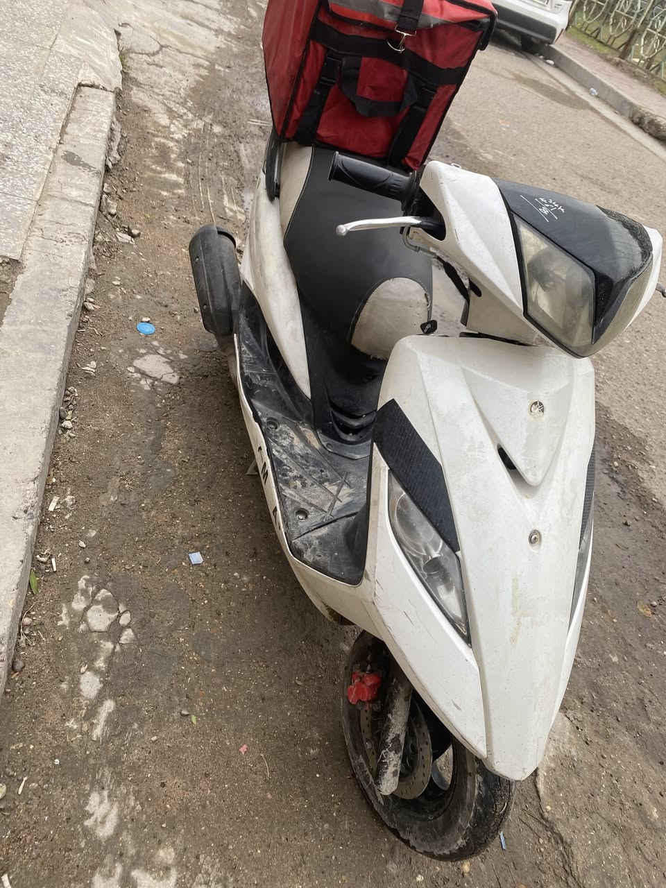 سلام عليكم دراجه ثعلب للبيع
دراجه حلوه نضيفه مكان بغداد الشعله سعر ٥٠٠ وبيهى مجال ***********
