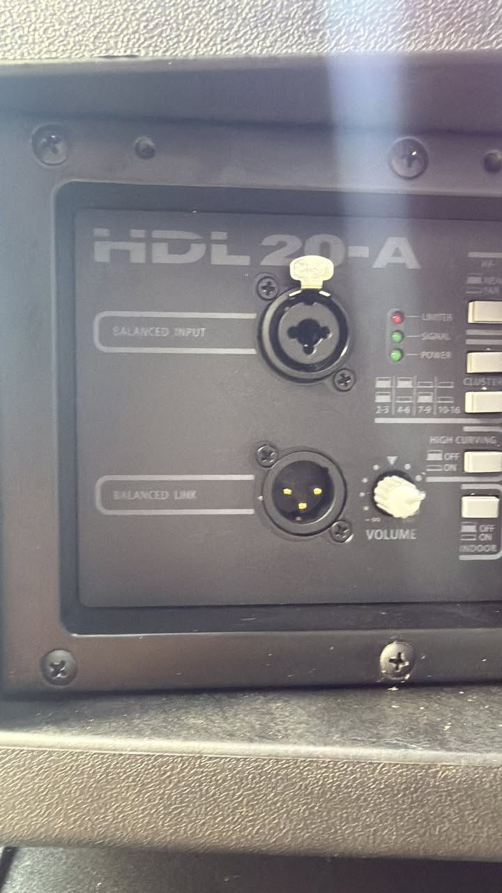 اللهم صل على محمد وال محمد
ماشاء الله 

فرونتات لاينري 20 

مع الراك 

شغل متعوب عليه بشكل موطبيعي 

السعر والتفاصيل خاص او تتصل 

***********

***********
