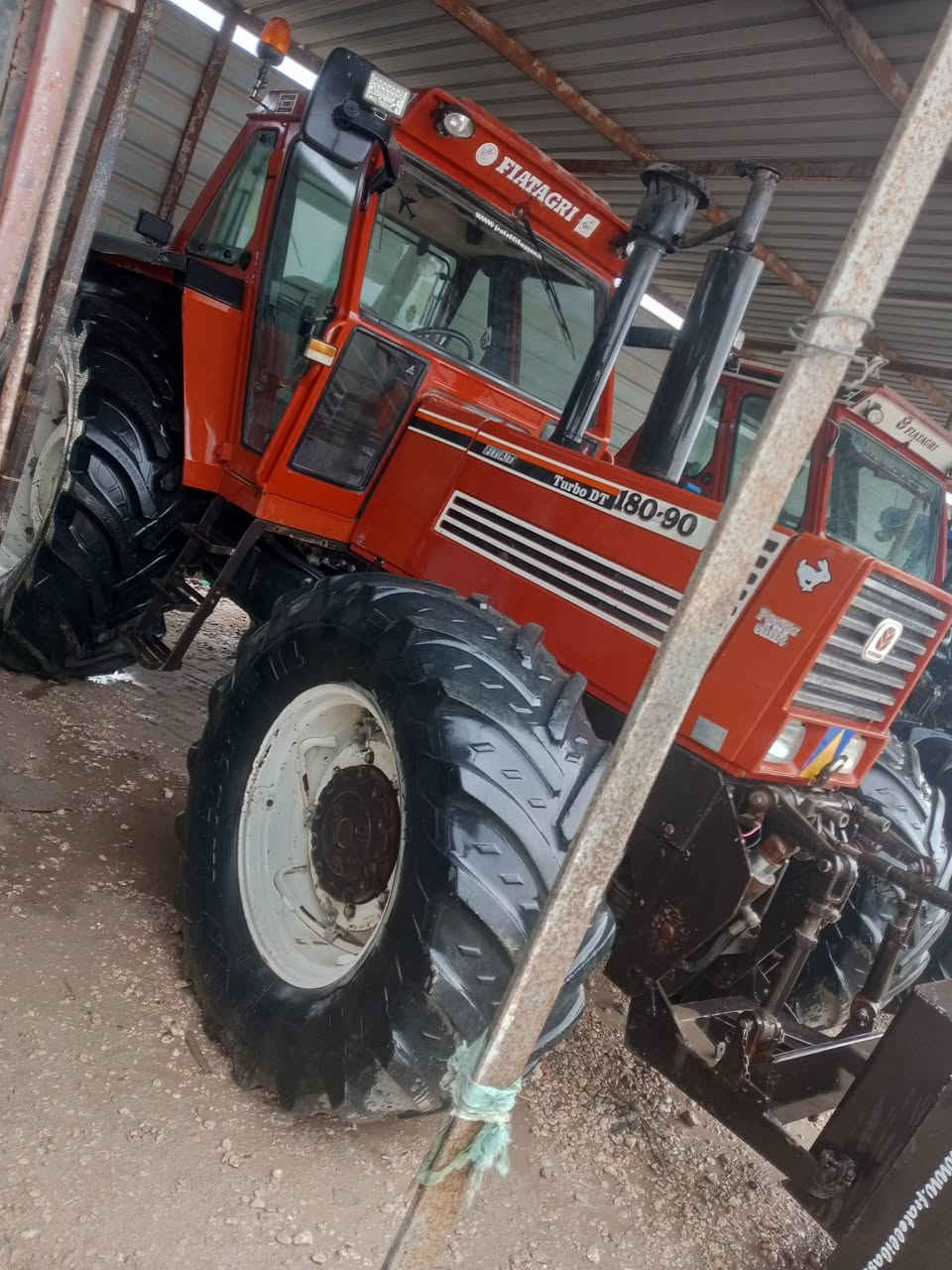 السلام عليكم ورحمه الله وبركاته للبيع كافه الااليات وبنواعها وكافه الااحجام العنوان  بابل الحمزة الغربي معرض ابو مصطفى السويدي 
للاتصال على الرقم ***********
