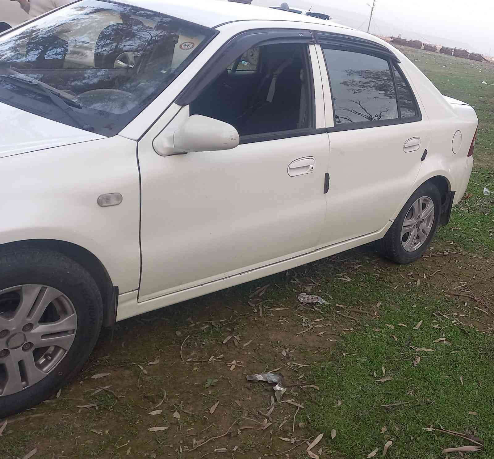 سي كي للبيع٢٠١٤ رقم اربيل مسطرة محرك شرط كير شرط 
طخم تايرات جدد هزة جديدة كابون بيها صفحة صبغ بدون معجون 
السعر ٥٢ وبيها مجال 
العنوان موصل الايسر 
***********
