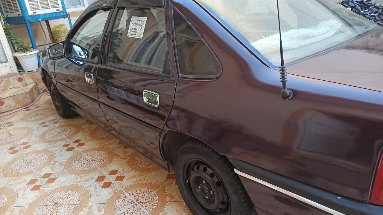 ئۆپڵ ڤیکترا 1992 ئاڕم و سەنەوی ئاڕم پلاستیک دهۆک بەشەرتی ئاڕمو ئەولیاتو خرامە مەکینە  20
گێڕو مەکینەو توندو تۆڵی بەشەرت دینار مەسرەفی نییە سعری 32گەڵاو کەمێک مەجال شوێن ڕانیە
ژ.م *********** رانية, السليمانية
