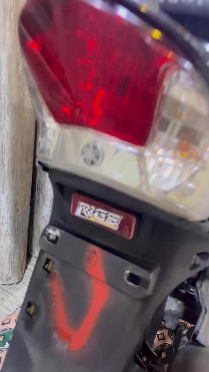 السلام عليكم دراجه ماكس عدله للبيع الدراجه كفاله عامه من التاير للتاير واي نقص ما بيها تجي تفحص والدراجه ما مفتوحه بلاديه صارلها شهرين لمن نازله من الرمبه المكان :حله ناحيه النيل


**إذا كنت صاحب هذا الإعلان وتريد حذفه لأي سبب، رجاءا أرسل رسالة إلى الدعم الفني**