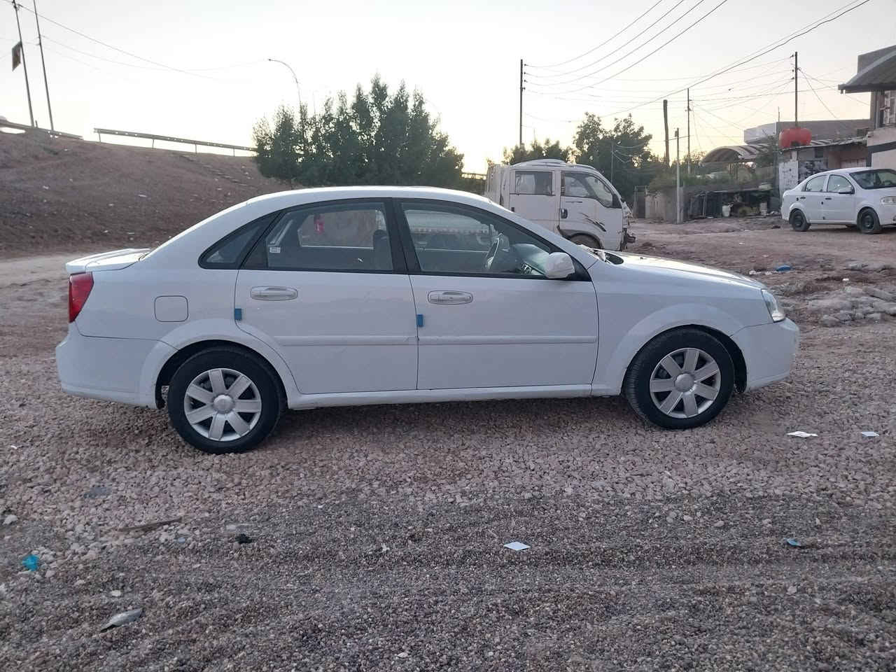 #يالله شوفرليت اوبتراه سعر مناسب 
سلام عليكم شوفرليت اوبتراه خليجي موديل 2011 رقم كربلاء انكليزي تحويل مباشر  سنويه لحد 2030 هزه جديده فول اوتوماتيك بيه صبغ قطعتين مكينه وكير وتبريد وحداديه وتخم تاير كله جاهزه سياره جاهزه كلش حلوه ونضيفه مابيه اي نقص اتراي وين اتحب شرط التحويل هاي كل التفاصيل السعر (( 73 )) بيه مجال بصيط للشراي الاستفسار ***********
