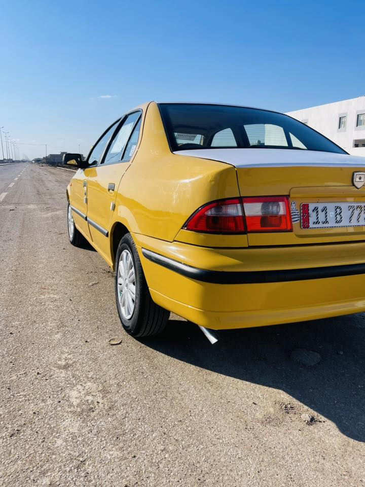 السلام عليكم سمند موديل 2012 السيارة خير من  الله رقم نكليزي مصفرة هيئة وغرامة سنوية لل30 صدر خلفي امامي جديد تخم تاير جديدي مكاني بغداد السعر 43  وبيهة مجال الرقم ***********
