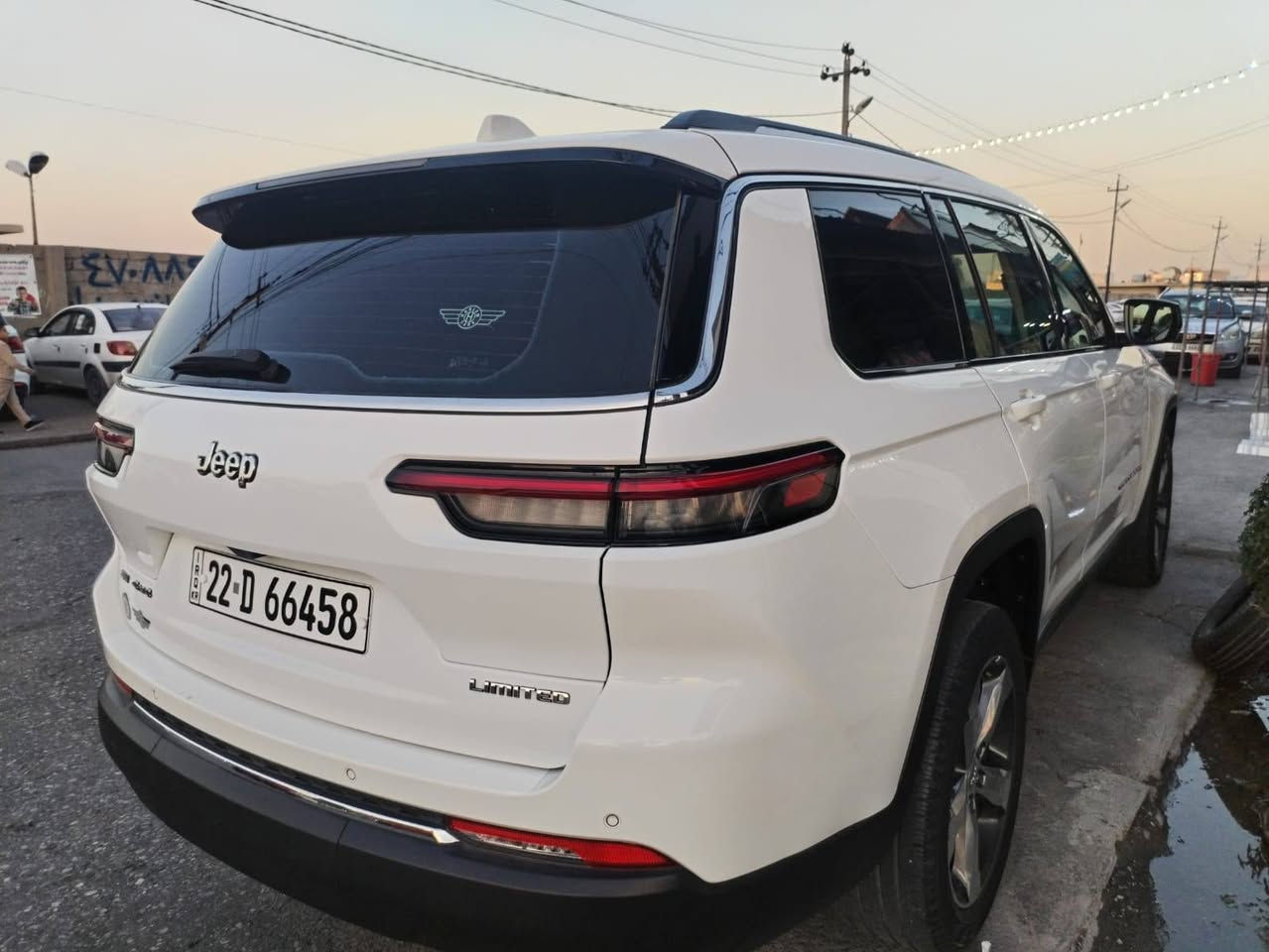 🔴سلام عليكم اخوان... جیب گراند شيروكي لارج لميتد موديل 2021 خليجي 7 راكب السياره وكاله هارلم ماشيه 62 الف كم بدون حادث بدون صبغ بعدها ع وضع الشركه فقط مكان ع كد دائرة كلش صغیره bdr و تکحیل اصبع فقط سیاره جاهزه من كلشي و مواصفاتها معروفه مكان السياره اربیل و تحويل ثاني يوم السعر 4 دفتر و بيها مجال للاستفسار ***********
