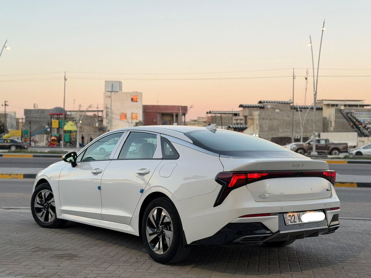 السلام عليكم 
K5. موديل 2024. خليجي رقم اربيل ( شمالي) مواصفاتها. بصمة تشغيل عن بعد تبريد قطعتين كشن كهربائي حساسات كامره   كفاله عامة جديده السياره واحلا من الصور مواصفاتها باقيه معروفه 

مكاني بصره
شراي يخابر
***********
