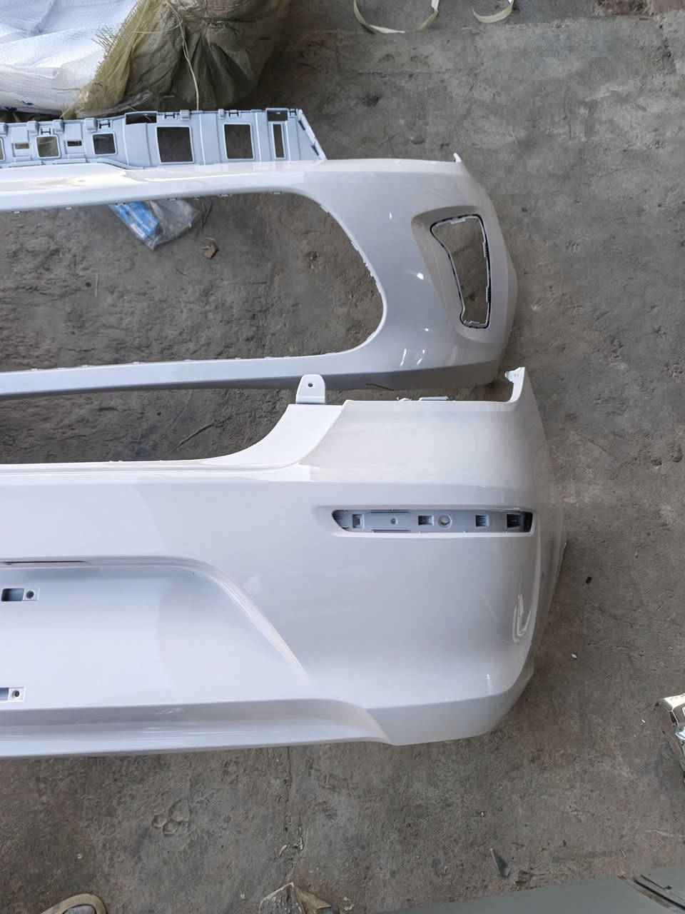 يا الله السلام عليكم ورحمة الله وبركاته متوفر دعاميات بيكاس أمامي خلفي جميع الألوان ويوجد لايتات وبك لايتات وجام لايت شباك أعلى شباك أسفل ***********العنوان كم ساره بادارة حيدر الربيعي
