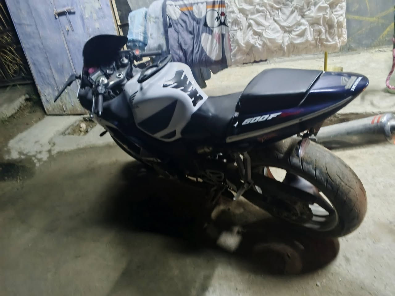 افوراي 600 موديل 2006 الدراجه كامله مابيه اي نقص السعر 34 او بيه مجال مكانه بابل متواجد خاص او ***********#
