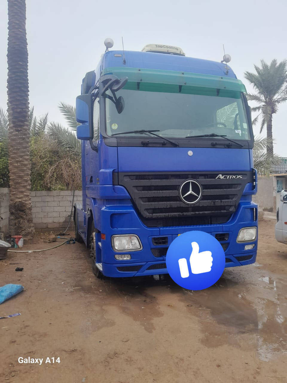 سلام عليكم للبيع راح تريله اكتروز موديل 2006 رقم كركوك الون ازرق تبريد ليتايدر 5 طكات  السياره كلج جاهز ومكفول من الصبغ جوبلس امامي محرك  مكفول لا صرف ولا بخار  كير مكفول للستفسار والسعر الاتصال على الرقم *********** واتساب *********** مكان بغداد
