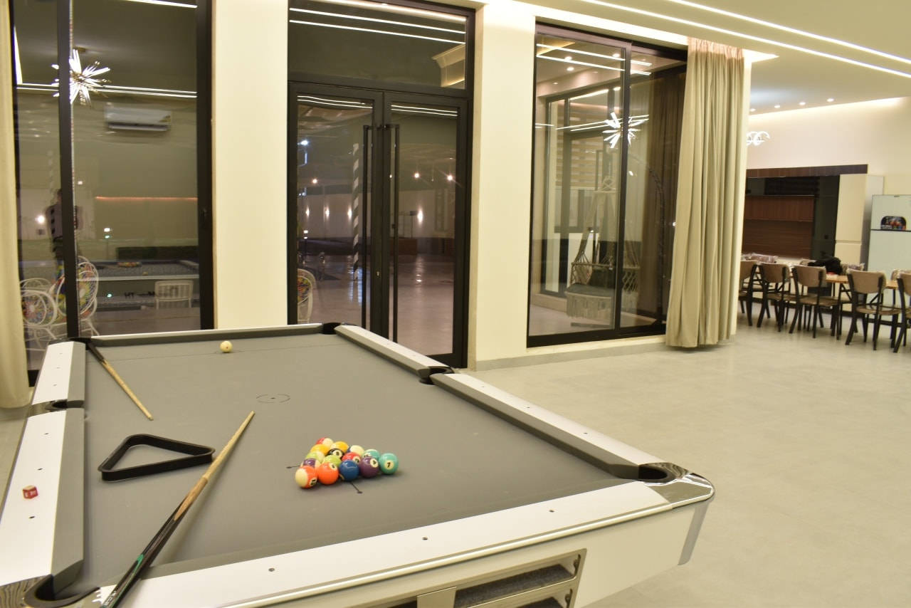 الى عوائلنا الكريمة تعلن مزرعة الخيزران عن  استقبال  الحجوزات على مدار الاسبوع لسفراتكم ومناسباتكم بنظام شفتات او يوم كامل
مكان مناسب جدا للعوائل نظافة وخصوصية 
ومساحة خضراء  واجواء طبيعية هادئة
موقع المزرعة في الدورة عرب جبور بالقرب من نهر دجلة
المساحة نصف دونم
غرفتين نوم
صالة 12م ×7.5
مطبخ 
حمامات داخلية وخارجية 
جلسات 
مسبح 12م ×6
مسبح اطفال 
جلسة مسبح
باربكيو 
كراج كبير
كهرباء وانترنت 24 ساعة
للحجز والمعلومات 
*********** وتساب
مزرعة الخيزران
#الشعب_الصيني_ماله_حل😂😂 #girl #مزارع #عرب_فوتو #fyp
