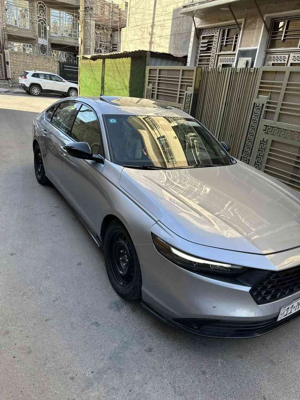 هوندا اكورد 23 هايبرد سبورتL
السعر 147$ وبيها مجال بسيط مستعجل ع البيع

السياره جاهزه ماشيه 75 الف كليو متر 

صور الحادث موجود بدون شاصي وبدون لغد شرط الفحص

صبغ 4 قطع نقصها رادار وايرباك دشبول فقط 

صدر مكينه كير تبريد جاهزه شرط

مكاني بغداد رقمي الاتصال 

***********
