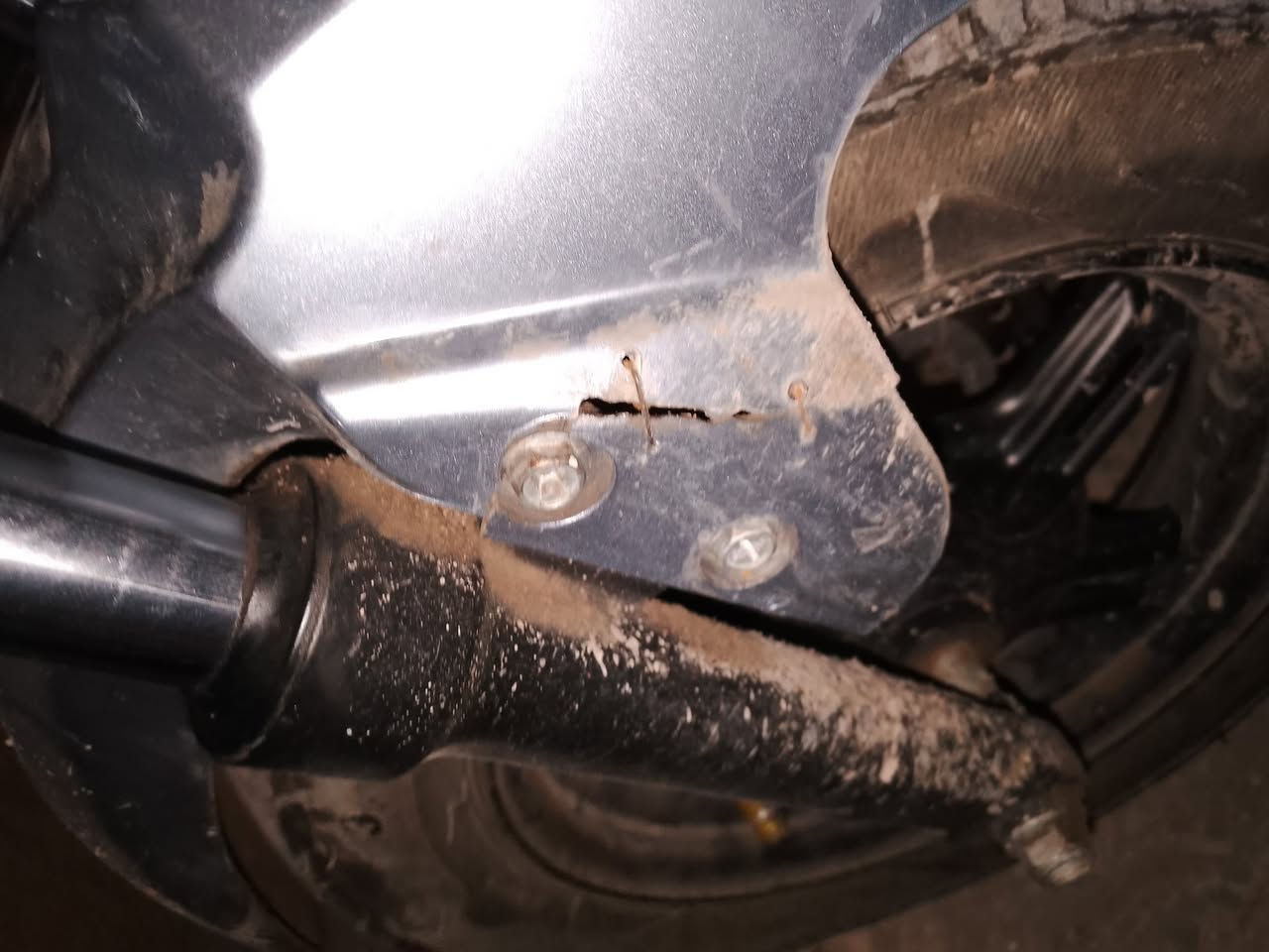 دراجه شحن للبيع نوع R9موديل2024شركه ونلي الدراجه خمس بطاريات ام الولد 16امبير أيضاً غراضها وياها دجايه الراكب الخلفي والكشن والقناع وياهن الدراجه كلشي ما بيها نقص بس ضربات بسيطة بل جاملغ لامامي والخلفي مكاني البياع سعر الدراجه 450وبيها مجال لليجي


**إذا كنت صاحب هذا الإعلان وتريد حذفه لأي سبب، رجاءا أرسل رسالة إلى الدعم الفني**